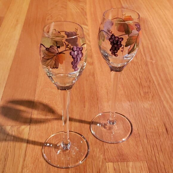 Hand Painted Wine Glasses, set of 2 - Picture 2 of 9